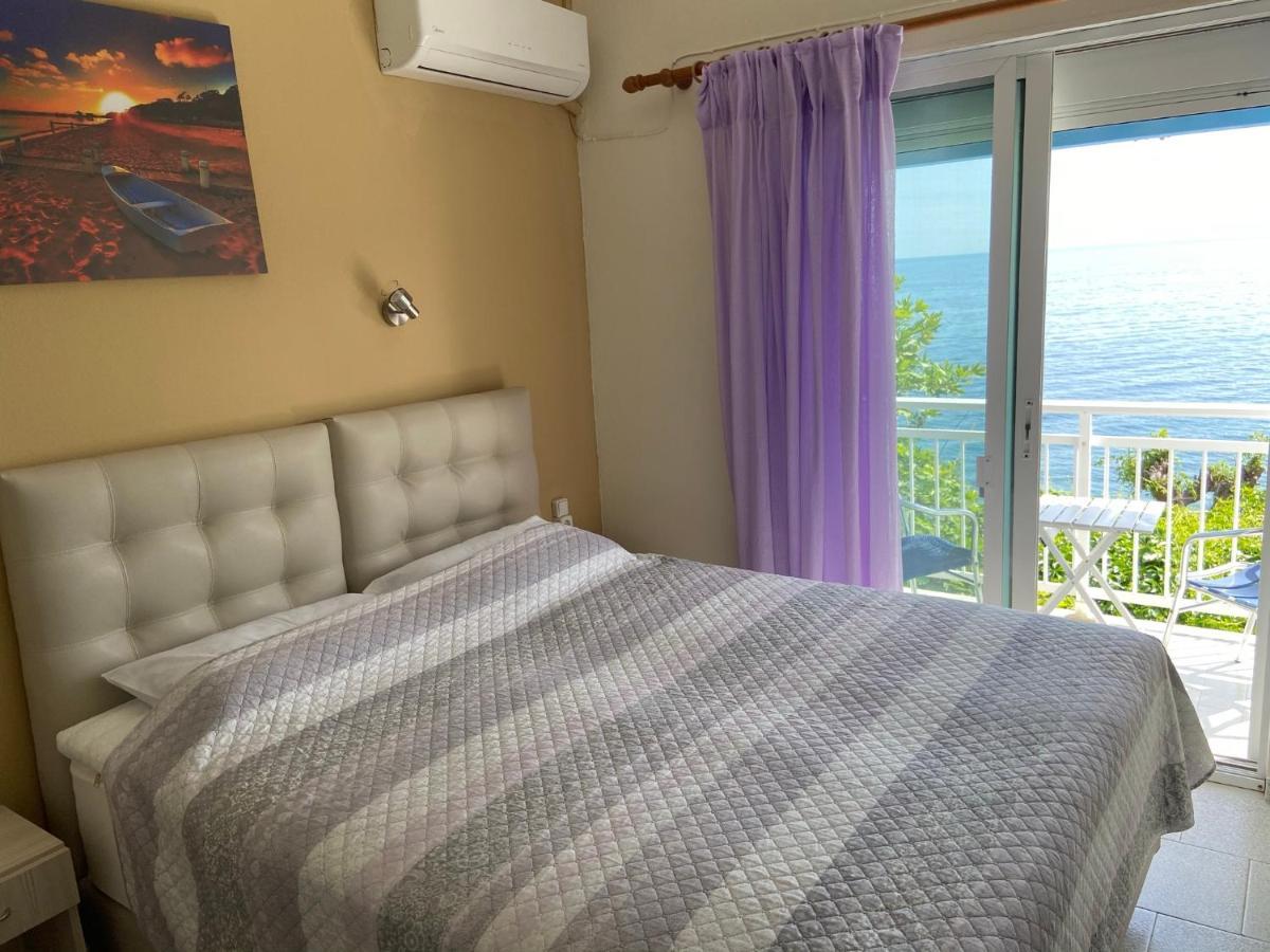 Samothraki Akrogiali Rooms エクステリア 写真
